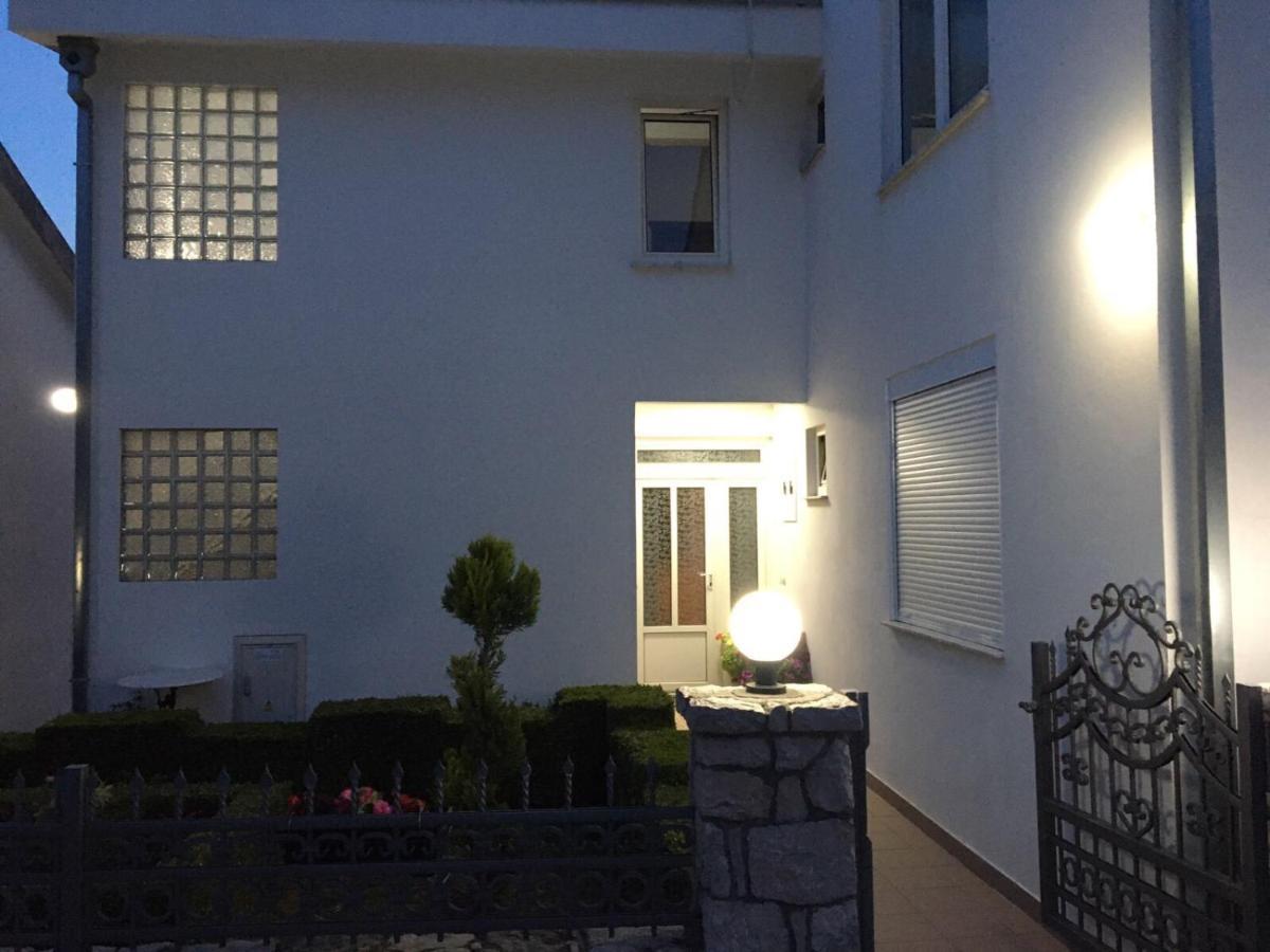 אולסינץ' Kasneci Apartments מראה חיצוני תמונה